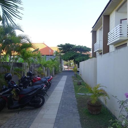 Soraya Apartment Seminyak Extérieur photo